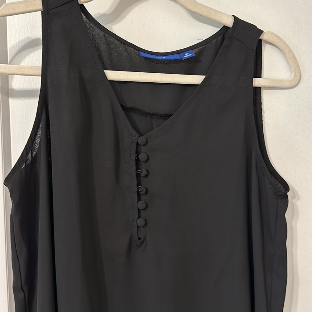 APT 9 Black Lightweight TankTop! - Picture 2 of 5